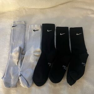 Nike Men's Black and White Crew Socks
